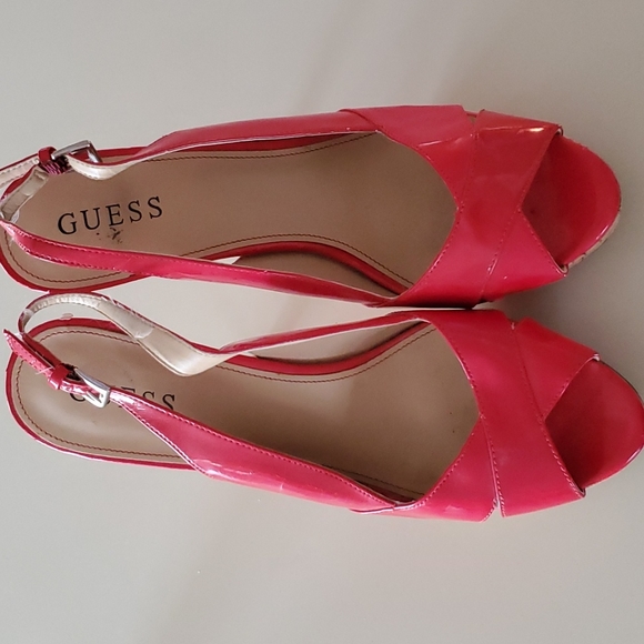 GUESS size 8.5 red heels - Picture 7 of 11